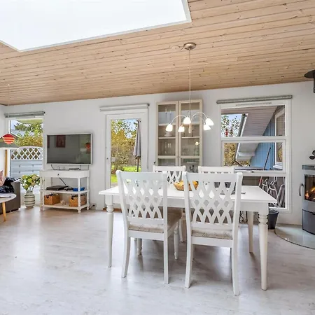 Einari - 500m From The Sea By Interhome Kramnitse