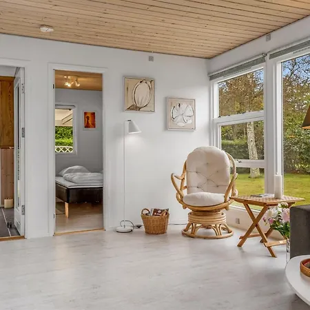 Einari - 500m From The Sea By Interhome Kramnitse