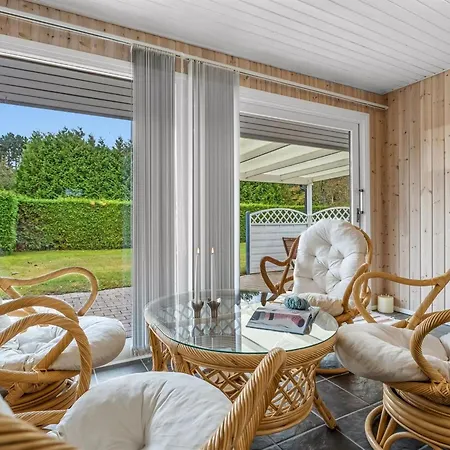 Casa de Férias Einari - 500m From The Sea By Interhome