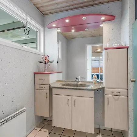 Einari - 500m From The Sea By Interhome * Rødby