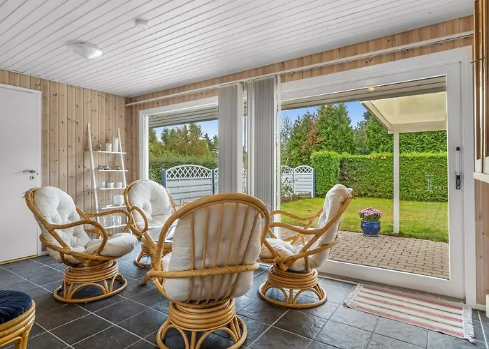 펜션 Einari - 500m From The Sea By Interhome *